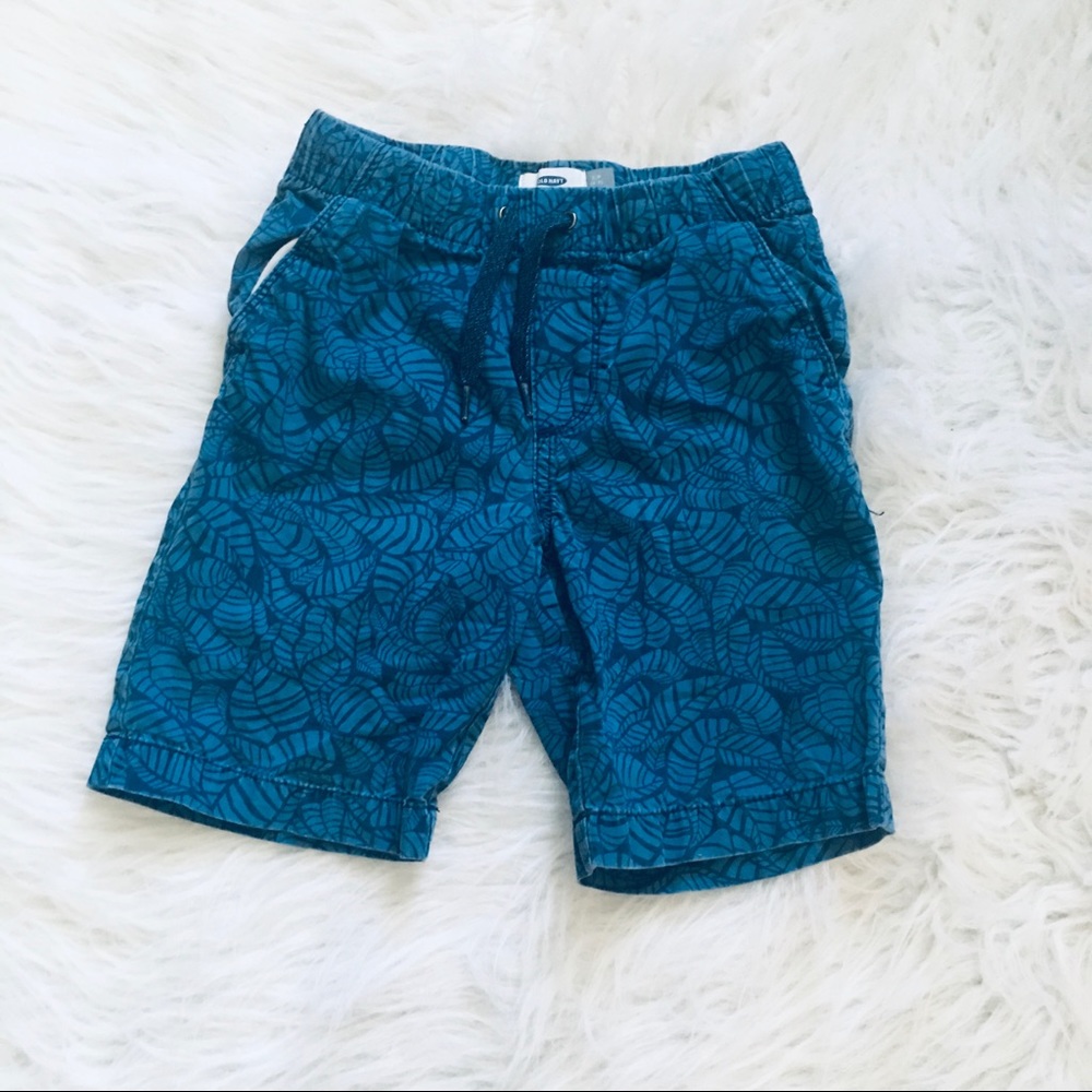 Old Navy Boys Size 6/7 Shorts Leaf Print